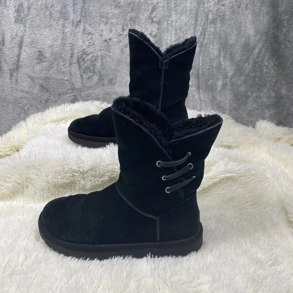 UGG 1018629 Boots Womens 8 Black Very Good Suede Shearling Split Shaft Lace Up